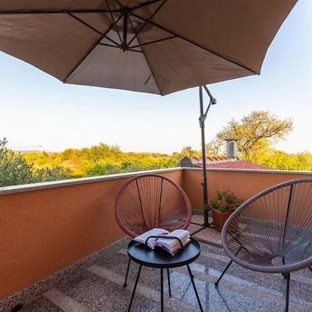 Villa Spark With Heated Pool In Rogoznica Zečevo Exteriör bild