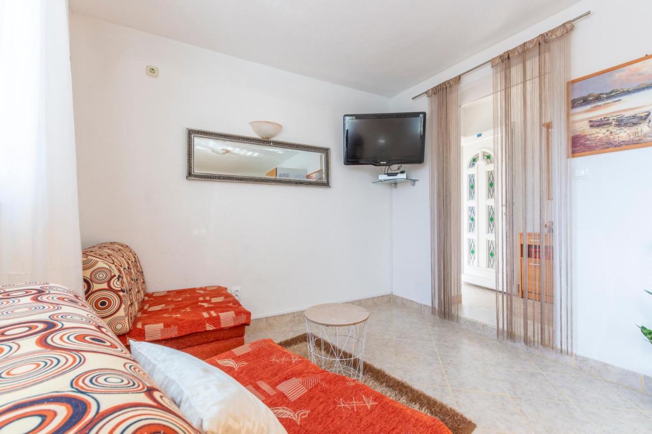 Villa Spark With Heated Pool In Rogoznica Zečevo Exteriör bild