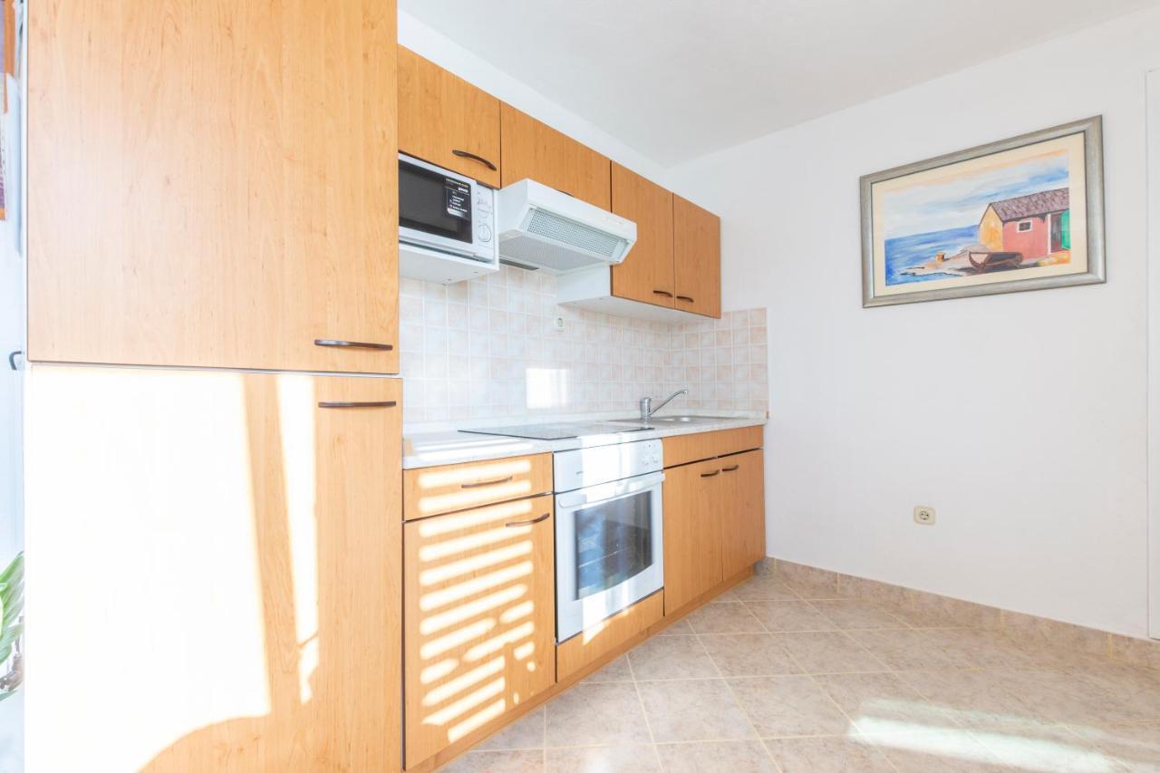 Villa Spark With Heated Pool In Rogoznica Zečevo Exteriör bild