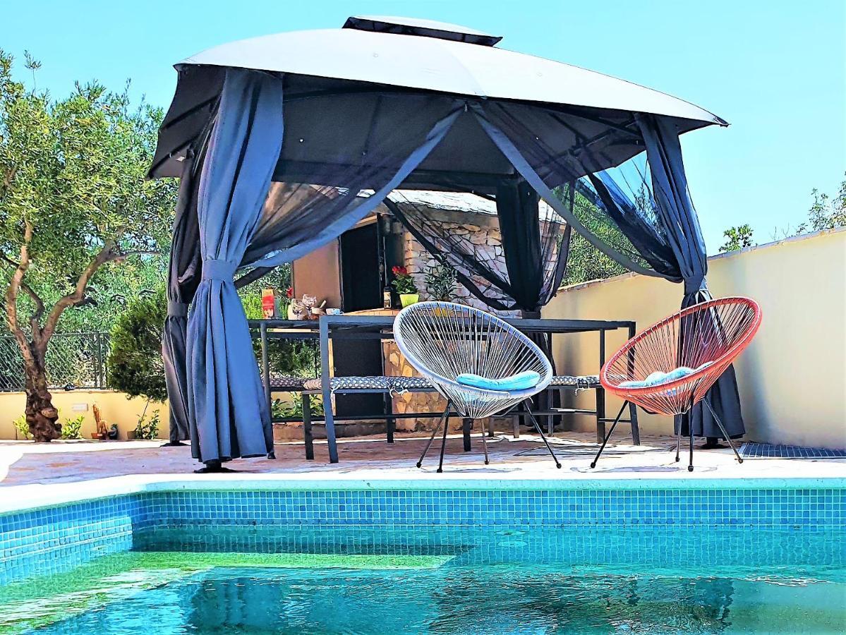 Villa Spark With Heated Pool In Rogoznica Zečevo Exteriör bild